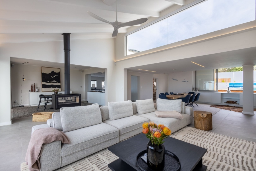 6 Bedroom Property for Sale in Cutty Sark Western Cape